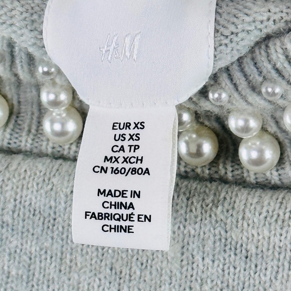 H&M Sweater Women XS Mint Green Faux Pearl Beaded Neck Crop Long Sleeve - Picture 4 of 4